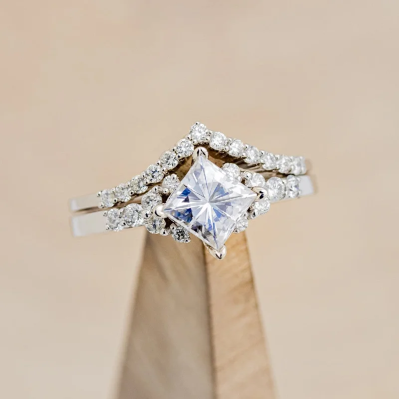 "LAYLA" - PRINCESS CUT MOISSANITE ENGAGEMENT RING WITH DIAMOND ACCENTS & TRACER