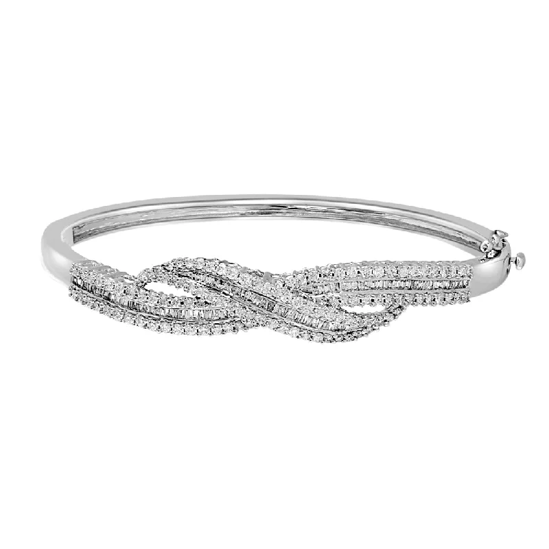 9ct White Gold 2.25ct Diamond Bracelet