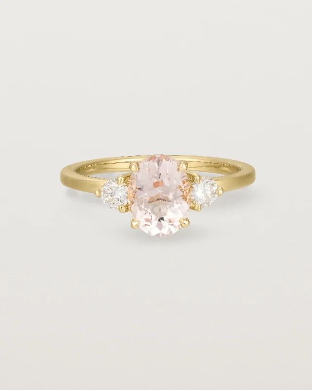 Una Oval Trio Ring | Morganite & Diamonds